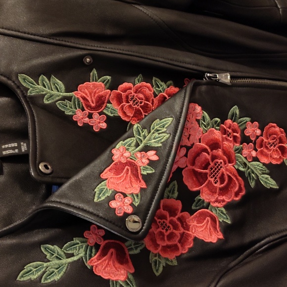 New Black leather Jacket w/embroidery - Picture 3 of 14